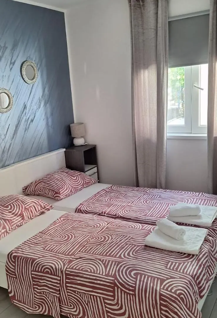 Zale Apartmani Zadar 0*,